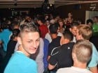 Petrecere de sfârşit de săptămână în Seven