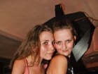 Petrecere de sfârşit de săptămână în Seven