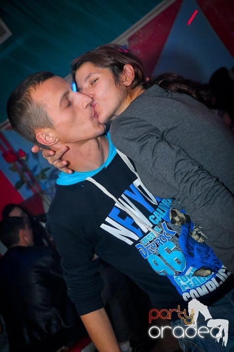 Petrecere în Club Dives, 