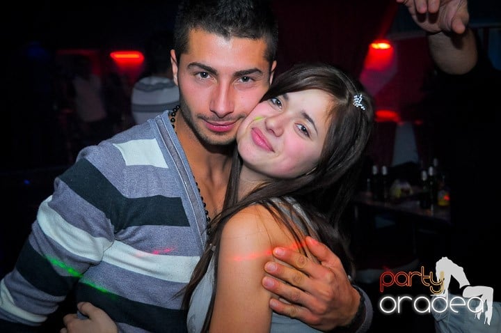 Petrecere în Club Dives, 