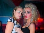 Petrecere în Club Dives