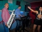 Petrecere în Club Dives