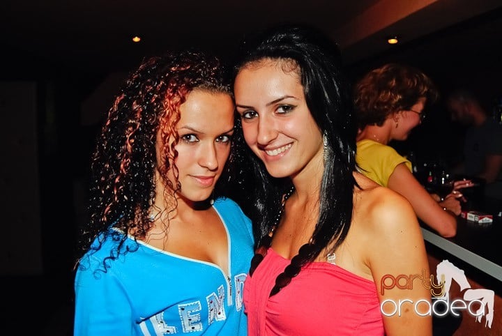 Real Clubbing Night în Club Seven,