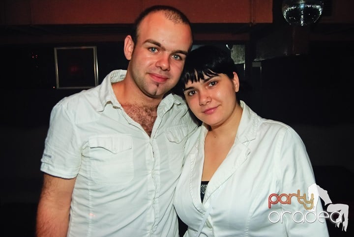 Real Clubbing Night în Club Seven,
