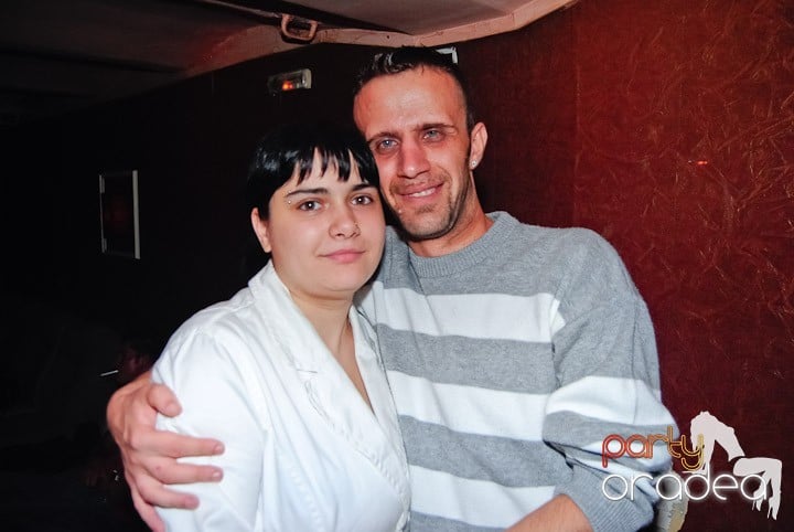 Real Clubbing Night în Club Seven,