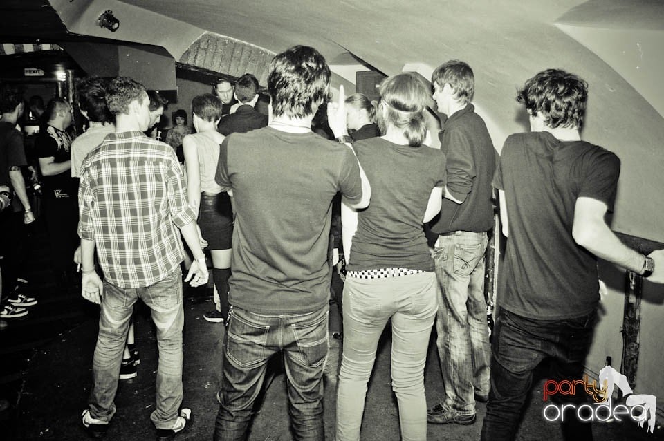 Renegades Show în Hole Pub, 