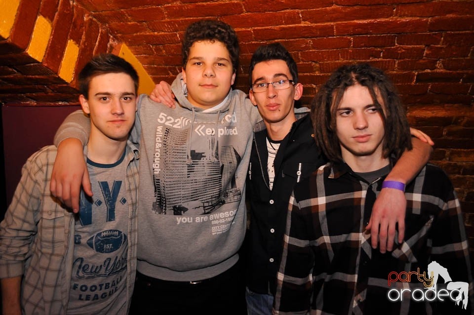 Renegades Show în Hole Pub, 