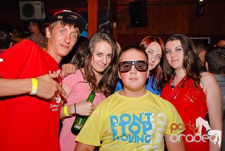 Retro & Classic House Party,