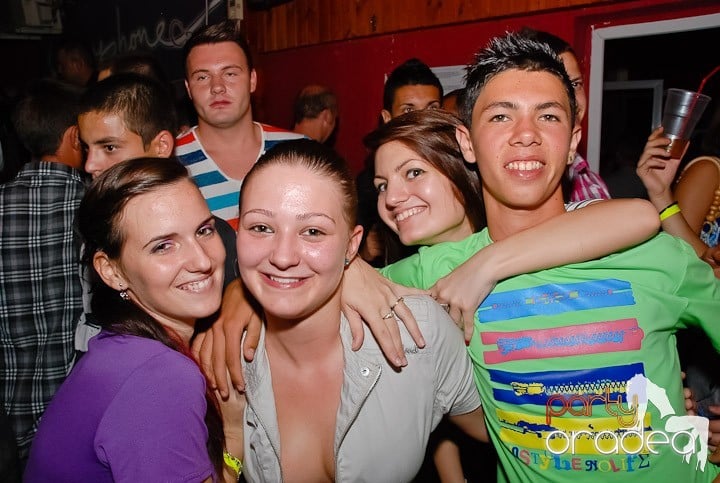 Retro & Classic House Party,
