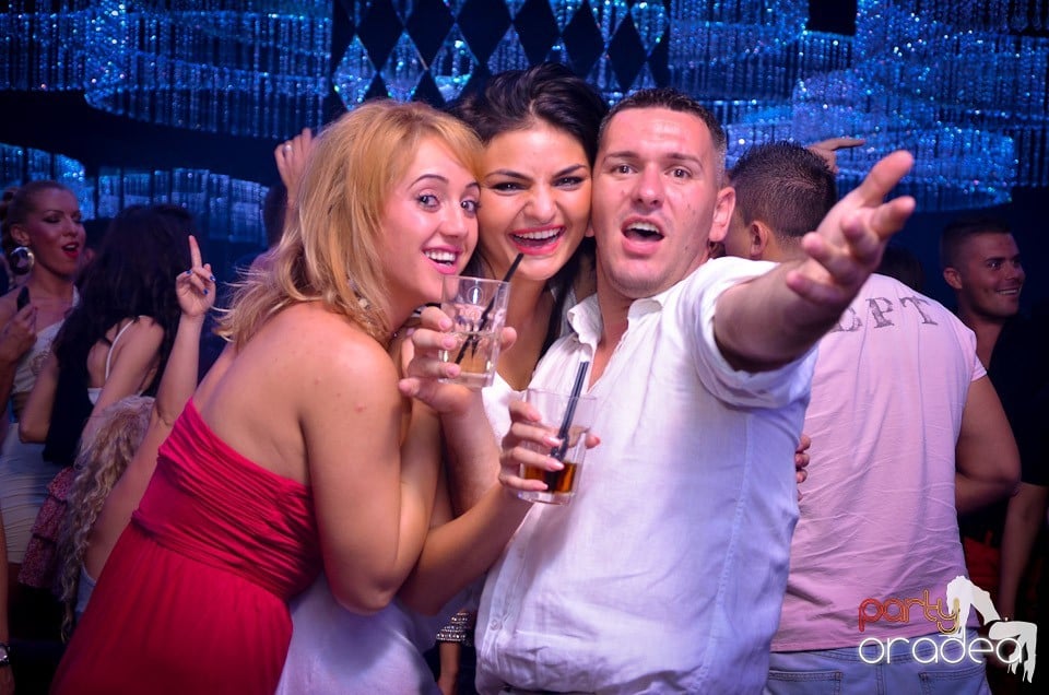 Retro Night Fever în Club The One,