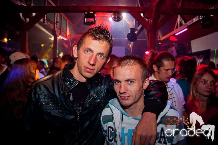Retro Party în Disco Faház,