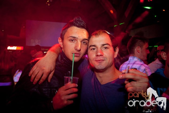 Retro Party în Disco Faház,