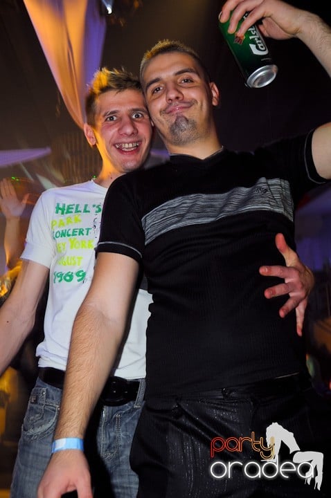 Revelion în No Problem,