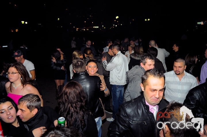 Revelion în No Problem,