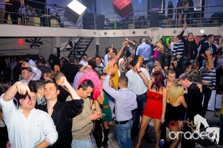 Revelion în No Problem,