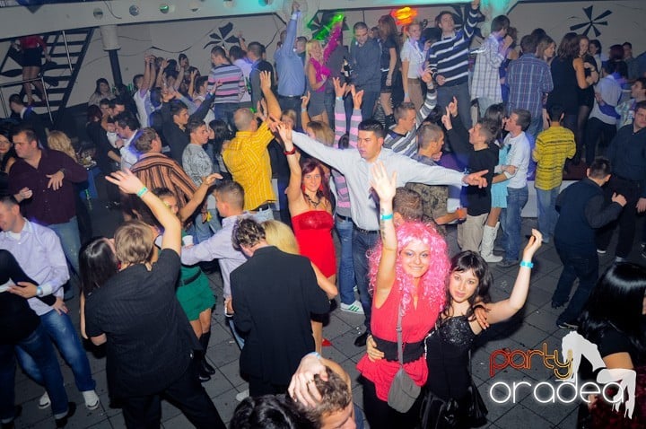 Revelion în No Problem,