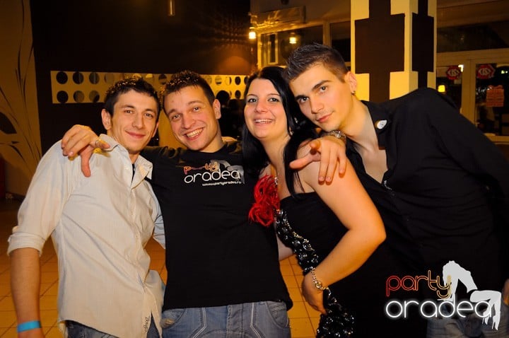 Revelion în No Problem,