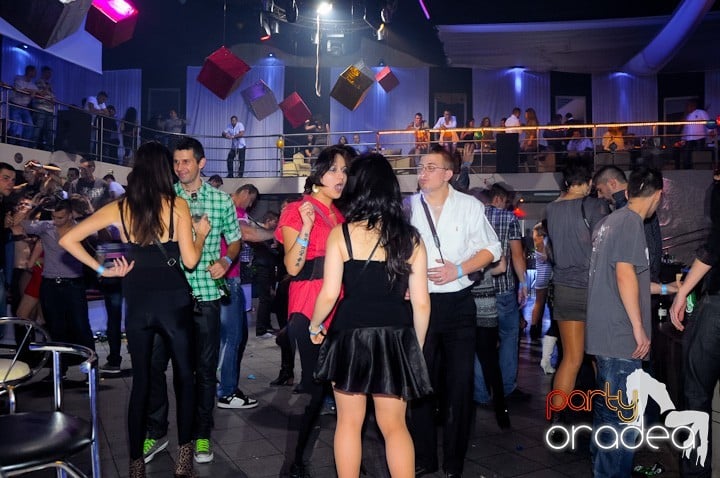 Revelion în No Problem,