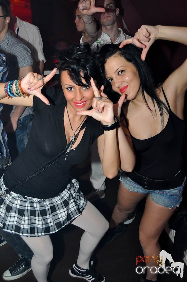 Saturday Night Show în Club Atti's, 