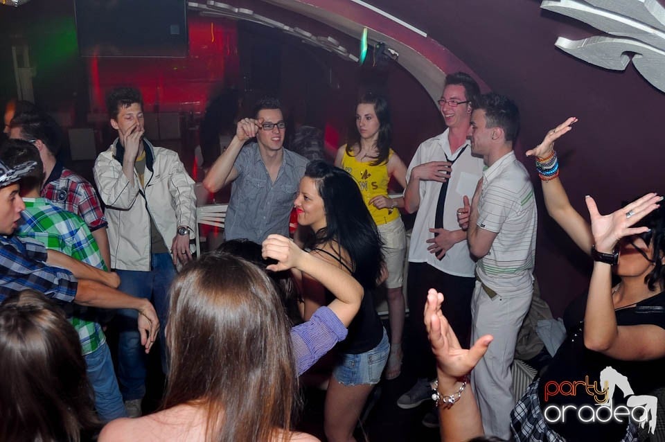 Saturday Night Show în Club Atti's, 