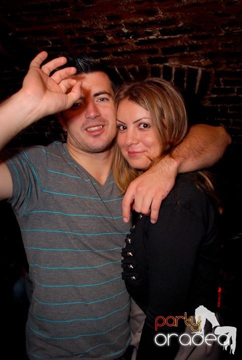 Saturday Party @ Escape,