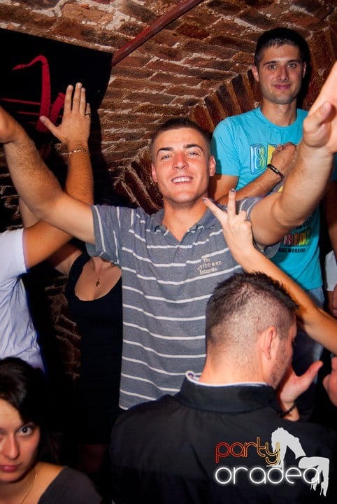 Saturday Party @ Escape, 