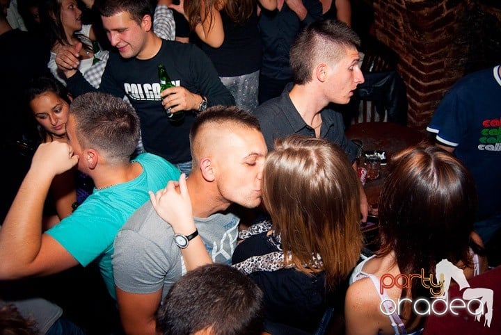 Saturday Party @ Escape, 
