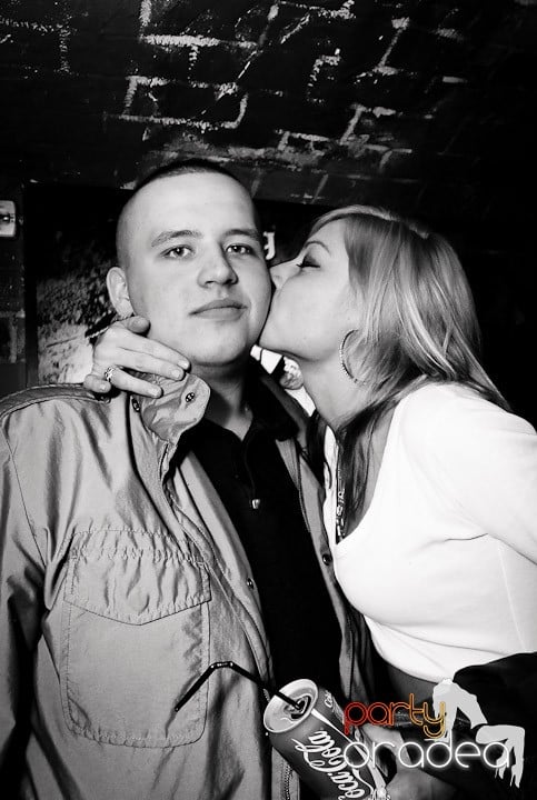 Saturday Party @ Escape,