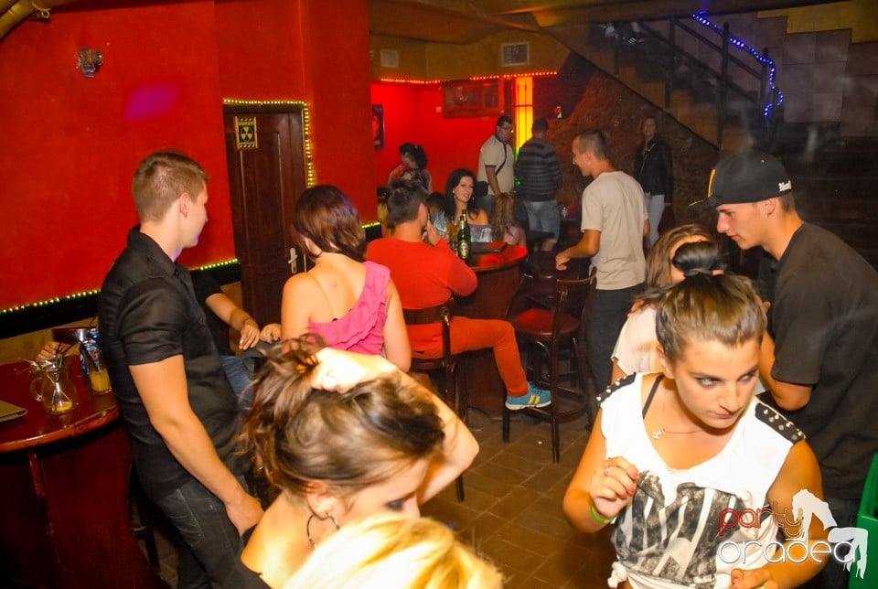 Saturday party, 