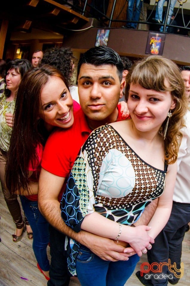 Saturday Party, 