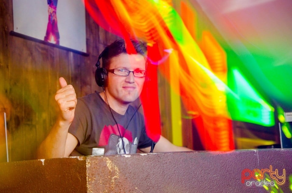 Saturday Party, 