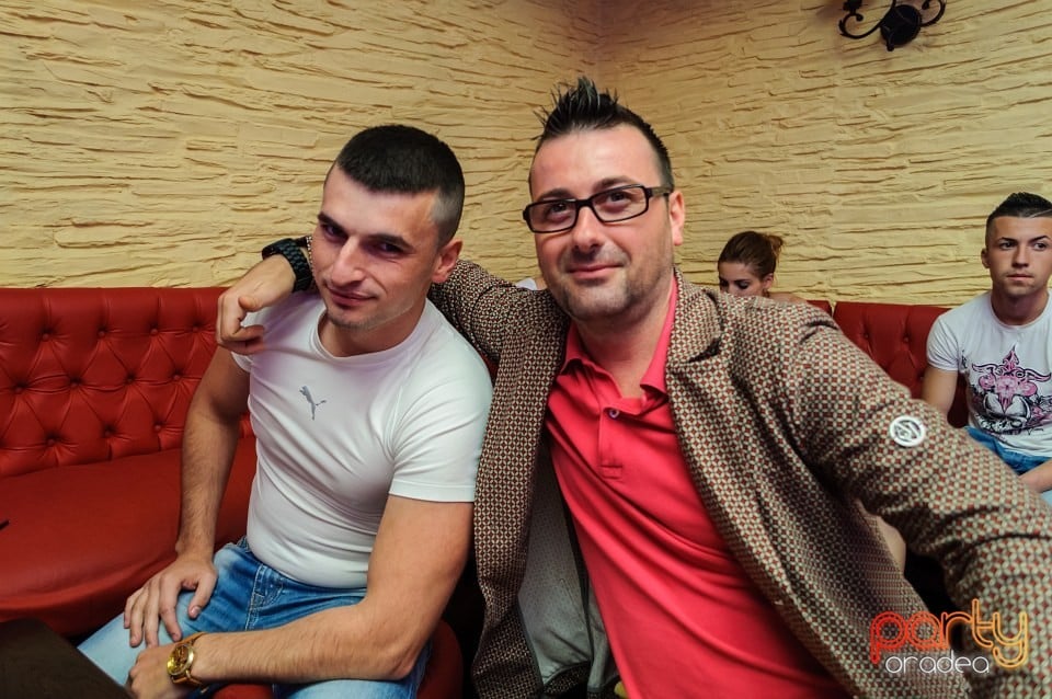 Saturday Party, 