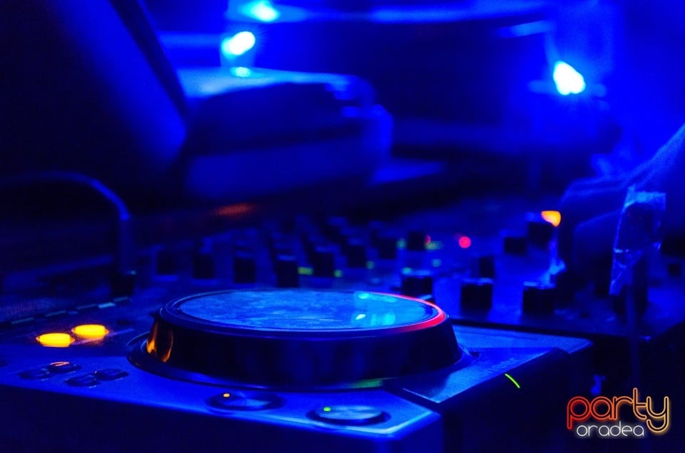 Saturday Party, 