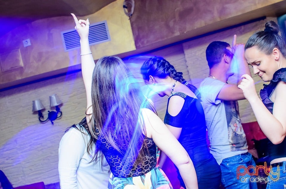 Saturday Party, 