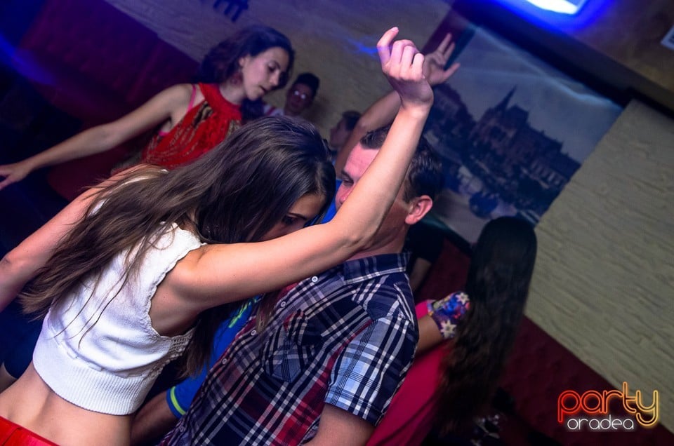 Saturday Party, 
