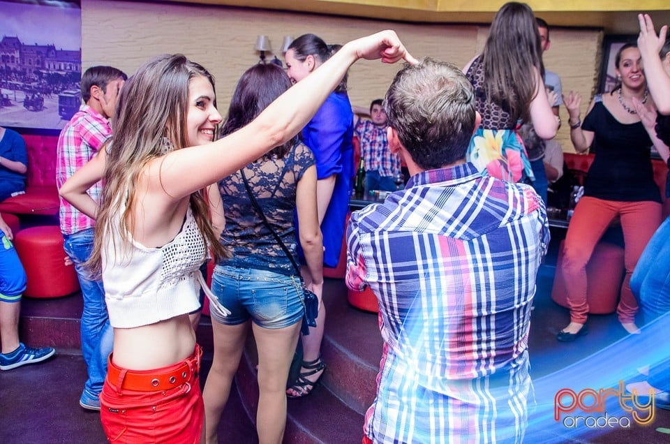 Saturday Party, 