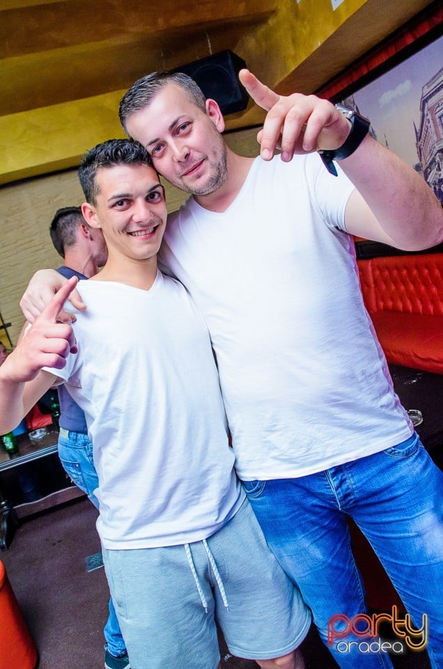 Saturday Party, 