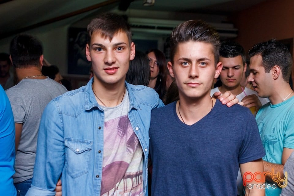 Saturday Party, 
