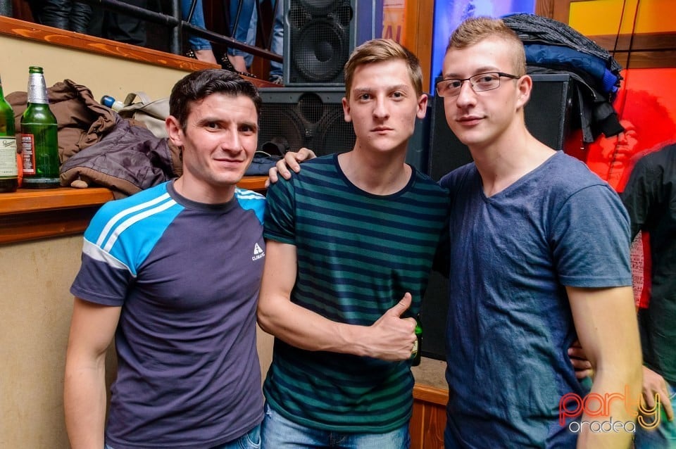 Saturday Party, 