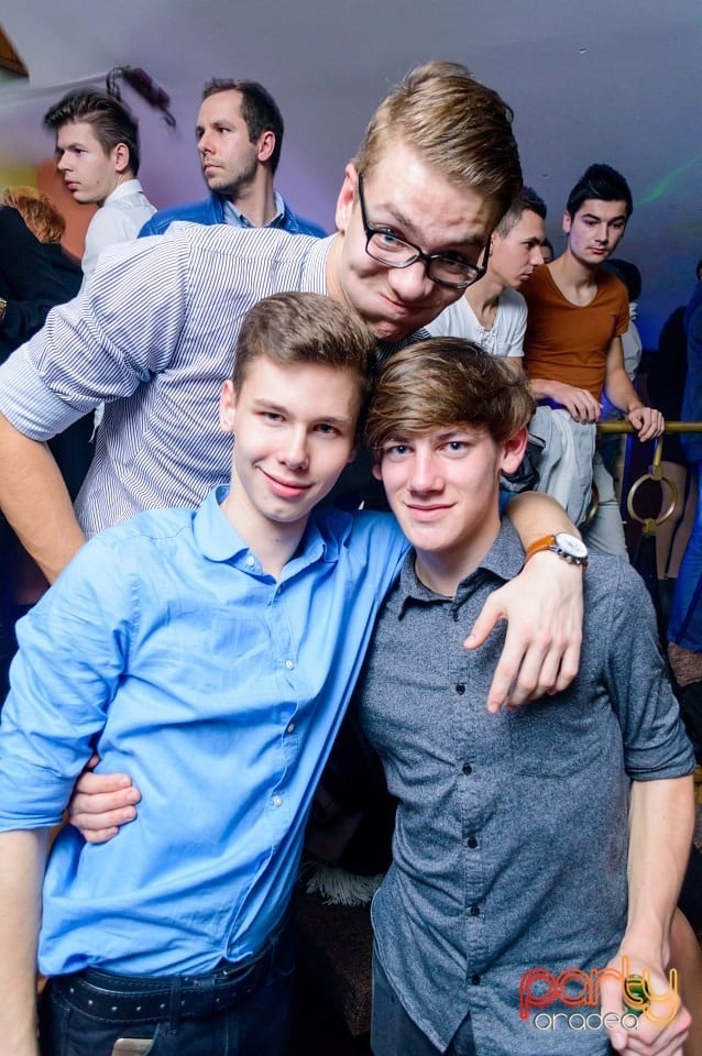 Saturday Party, 