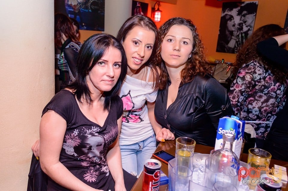 Saturday Party, 