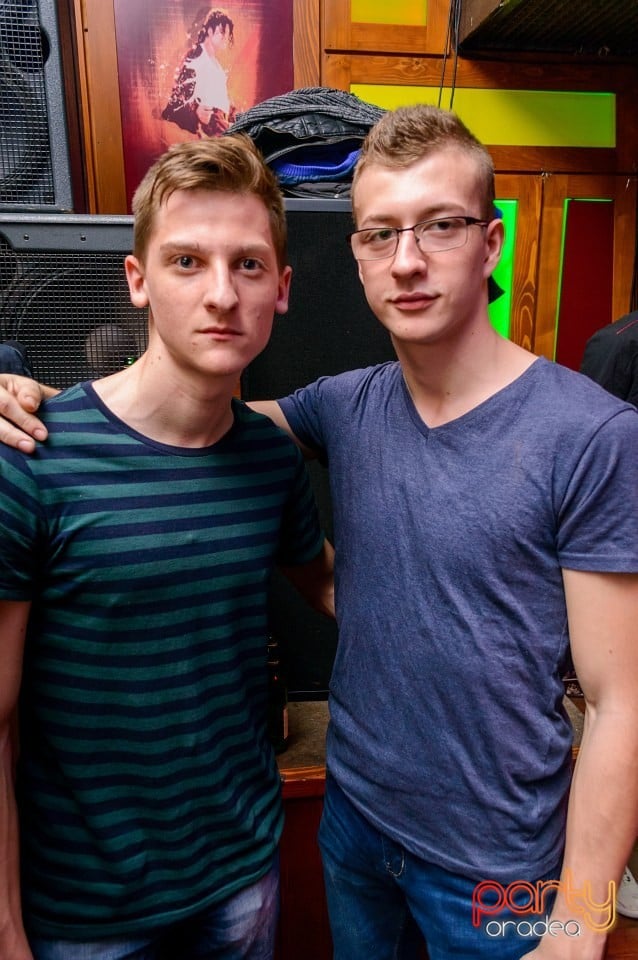 Saturday Party, 