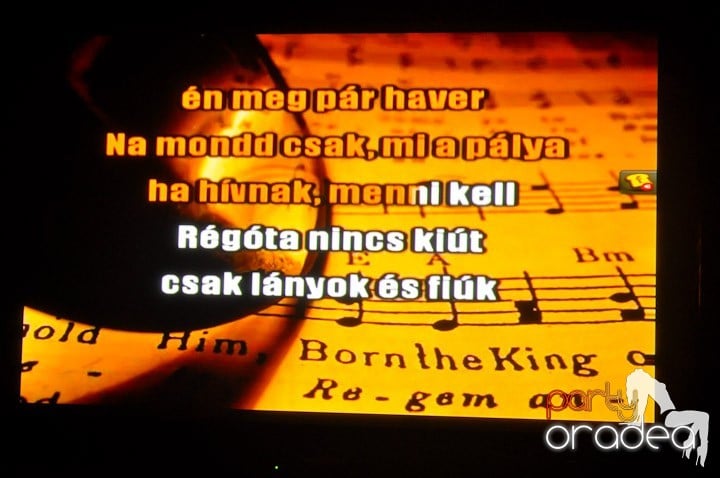 Seară cu karaoke în Zulu, Zulu Caffe