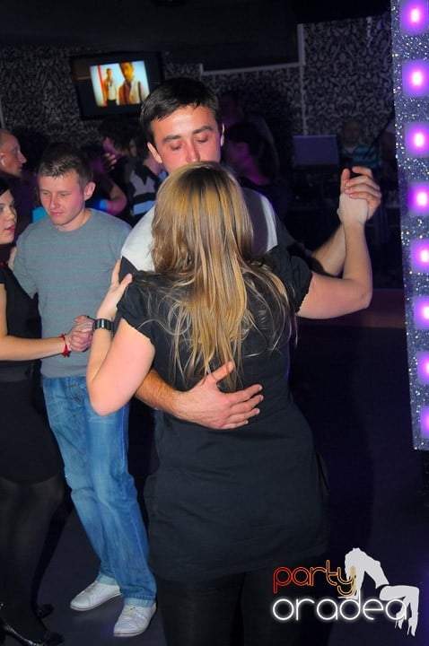 Seară de dans în Club Life,