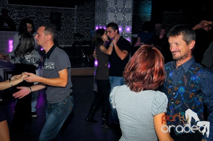 Seară de dans în Life Club,