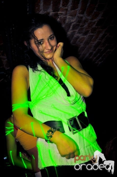 Seară de joi în Club Escape,