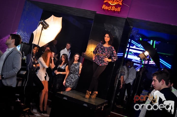 Shooting Show în Heat,
