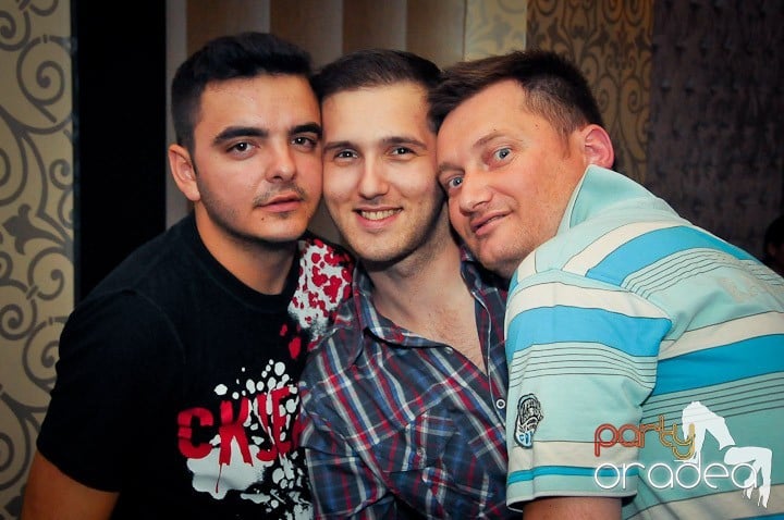 SKYY Party @ Kadó,