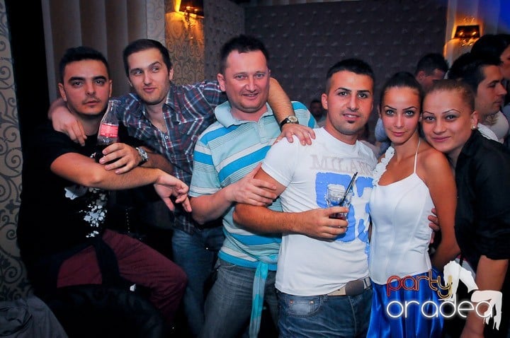 SKYY Party @ Kadó,