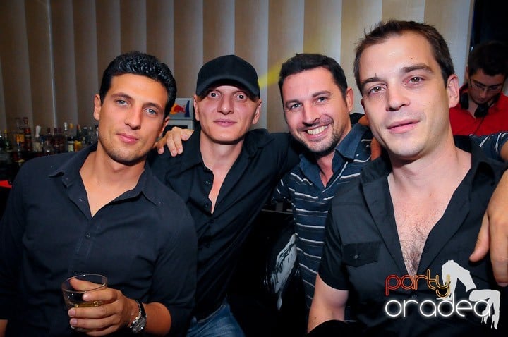 SKYY Party @ Kadó, 